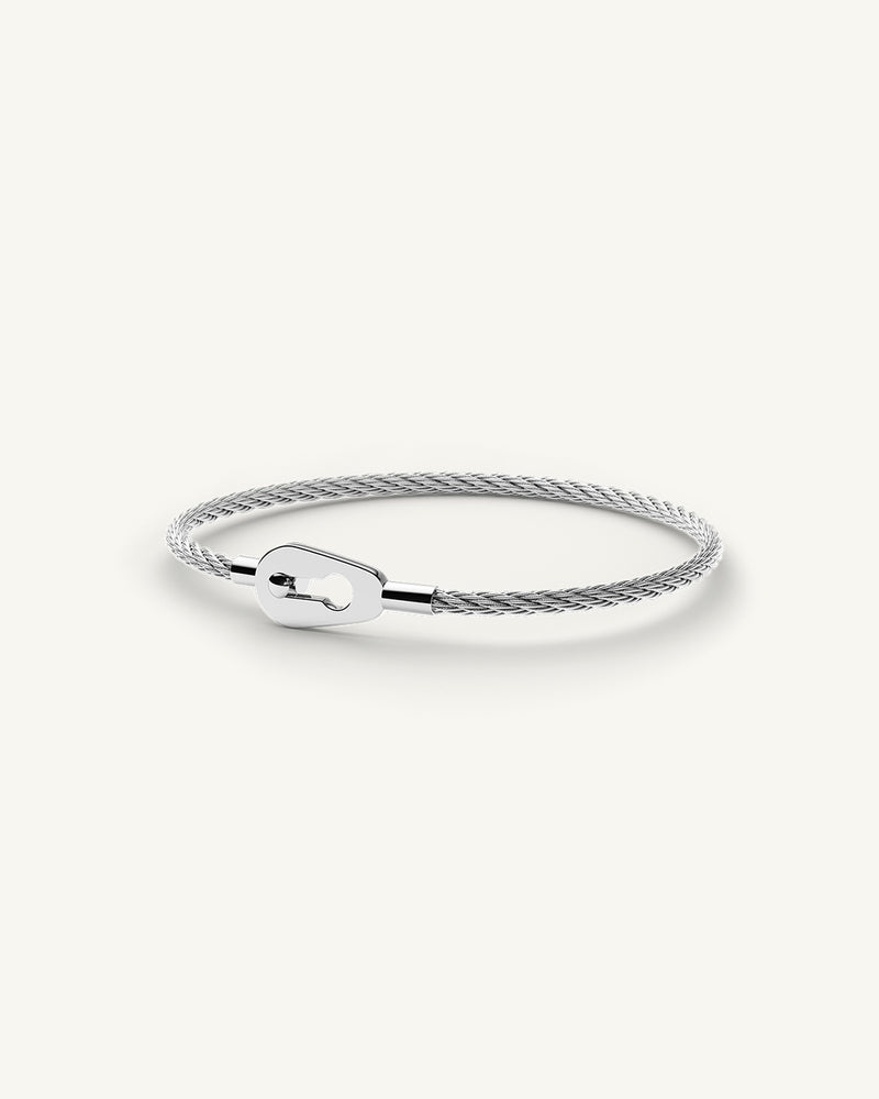 Staging reference — cable bracelet front